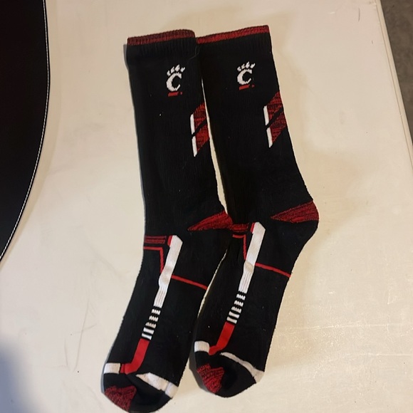 University of Cincinnati socks - Picture 2 of 2